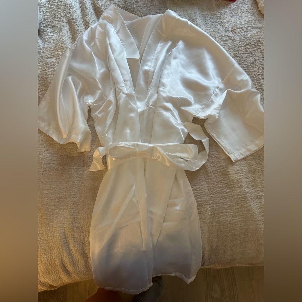 White Satin Bride Robe with Rhinestone Detail - Picture 3 of 4
